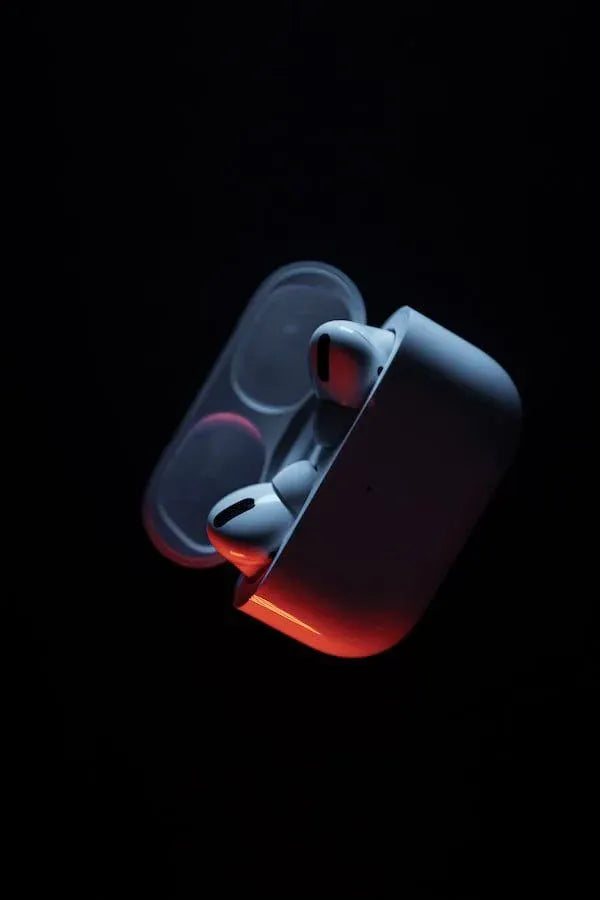 MOBILE ACCESSORES